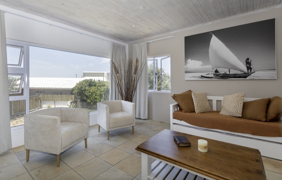 5 Bedroom Property for Sale in West Beach Eastern Cape